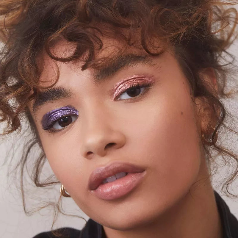 Liquid Metallic Eyeshadow (Sombra liquida)